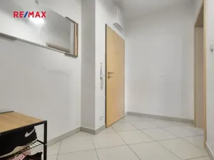 Pronájem bytu 2+kk, Praha - Dolní Měcholupy, Honzíkova, 55 m2