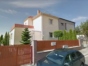 Pronájem obchodního prostoru, Praha - Žižkov, K vrcholu, 200 m2