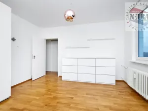Pronájem bytu 3+1, Praha - Hlubočepy, Grussova, 72 m2