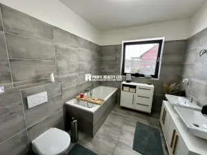 Prodej rodinného domu, Králův Dvůr - Křižatky, 123 m2