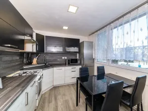 Prodej bytu 3+1, Klatovy, Suvorovova, 61 m2