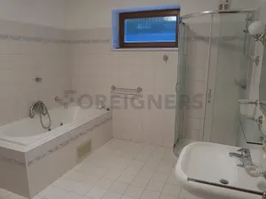 Pronájem rodinného domu, Brno, Hatě, 370 m2