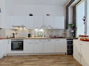 Prodej bytu 4+1, Praha - Vinohrady, Londýnská, 141 m2