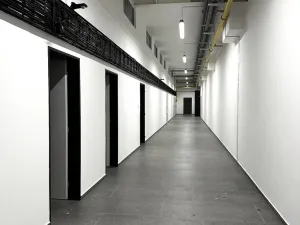 Pronájem skladu, Hořice, 618 m2