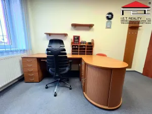 Pronájem skladu, Ostrava, Sokolská třída, 181 m2