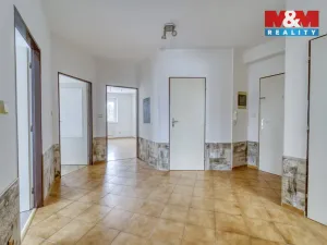 Prodej bytu 3+1, Město Touškov, Partyzánská, 81 m2