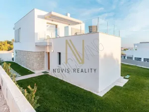 Prodej vily, Alicante,Španělsko, 200 m2