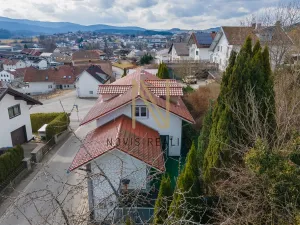 Prodej vícegeneračního domu, Regen,, Německo, 213 m2