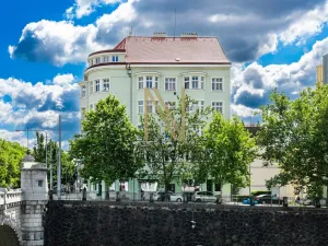 Pronájem bytu 3+kk, Plzeň, Denisovo nábřeží, 84 m2