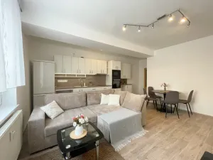 Pronájem bytu 2+kk, Olomouc - Slavonín, Topolová, 56 m2