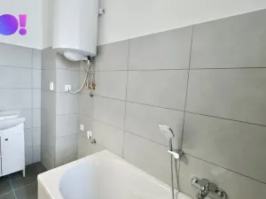 Pronájem bytu 1+kk, Karviná, Rudé armády, 27 m2