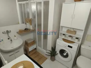 Pronájem bytu 1+kk, České Budějovice, Rudolfovská tř., 24 m2