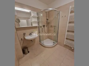 Pronájem bytu 2+kk, Praha - Hostavice, U Hostavického potoka, 49 m2