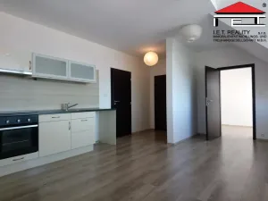 Pronájem bytu 2+kk, Frýdek-Místek - Frýdek, tř. T. G. Masaryka, 45 m2