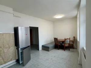 Pronájem bytu 2+kk, Cheb, Kollárova, 40 m2