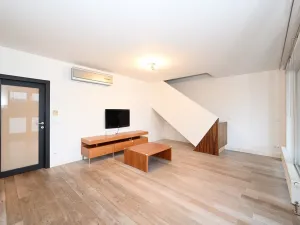 Pronájem bytu 5+kk, Praha - Hrdlořezy, Mezilehlá, 141 m2