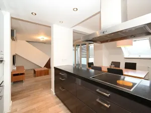 Pronájem bytu 5+kk, Praha - Hrdlořezy, Mezilehlá, 141 m2