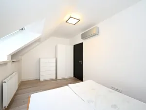 Pronájem bytu 5+kk, Praha - Hrdlořezy, Mezilehlá, 141 m2