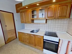 Prodej bytu 2+1, Okříšky, J. A. Komenského, 65 m2