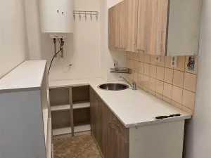 Pronájem bytu 1+1, Brno, Dukelská třída, 37 m2