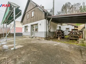 Prodej rodinného domu, Desná - Desná II, K Parlamentu, 180 m2