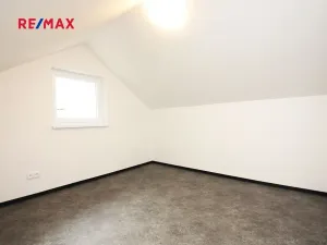 Pronájem bytu 2+kk, Kolín, Kmochova, 44 m2