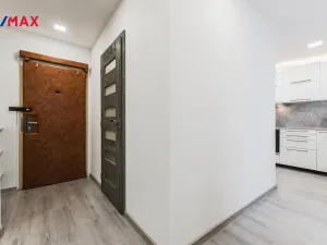 Prodej bytu 2+kk, Praha - Černý Most, Breitcetlova, 46 m2