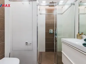 Prodej bytu 2+kk, Praha - Černý Most, Breitcetlova, 46 m2