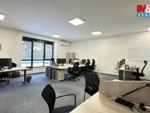 Pronájem kanceláře, Mladá Boleslav, Koněvova, 405 m2