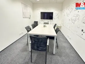 Pronájem kanceláře, Mladá Boleslav, Koněvova, 405 m2