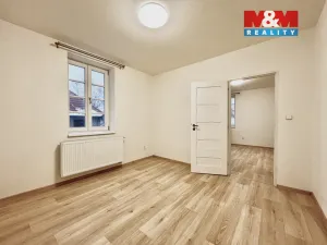 Pronájem bytu 2+1, Louny, Nerudova, 55 m2