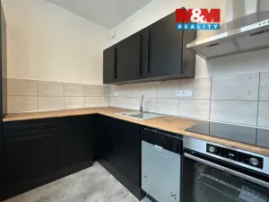 Pronájem bytu 2+1, Chomutov, Blatenská, 51 m2