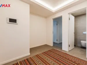 Pronájem bytu 3+kk, Praha - Libeň, Menclova, 96 m2