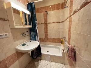 Pronájem bytu 2+kk, Praha - Řepy, Laudova, 42 m2