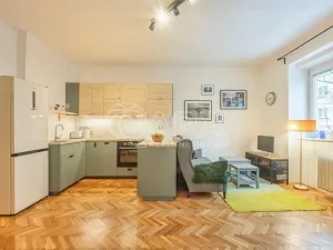 Prodej bytu 3+kk, Praha - Žižkov, Strážní, 72 m2