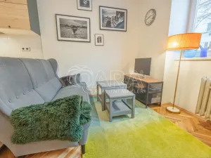 Prodej bytu 3+kk, Praha - Žižkov, Strážní, 72 m2