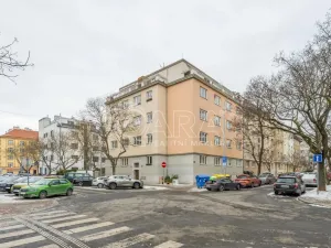 Prodej bytu 3+kk, Praha - Žižkov, Strážní, 72 m2