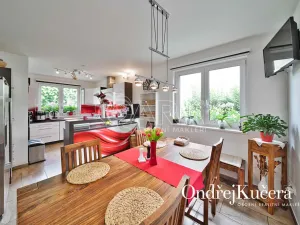 Prodej rodinného domu, Kostelec nad Labem, K Jahodovce, 140 m2