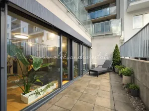 Prodej bytu 2+kk, Praha - Karlín, Křižíkova, 54 m2