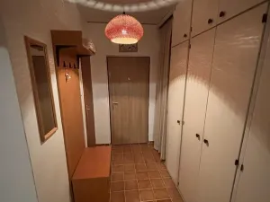 Pronájem bytu 2+kk, Praha - Kobylisy, Mirovická, 47 m2