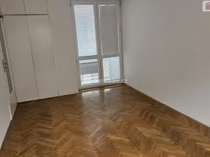 Pronájem bytu 2+1, Praha - Podolí, Podolská, 64 m2