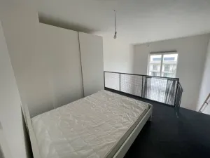 Pronájem bytu 2+kk, Praha - Libeň, Novovysočanská, 46 m2
