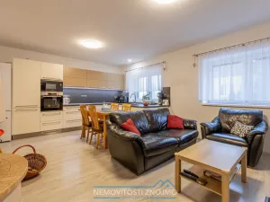 Prodej rodinného domu, Kuchařovice, Znojemská, 150 m2