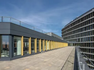 Pronájem kanceláře, Praha - Nusle, Pikrtova, 860 m2