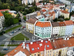Prodej bytu 2+kk, Praha, Spojovací, 50 m2