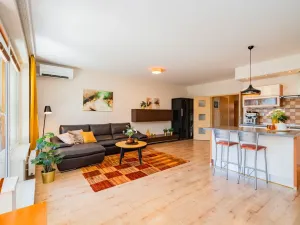 Prodej bytu 4+kk, Praha - Libeň, Nad Okrouhlíkem, 113 m2