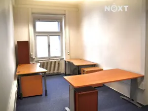 Pronájem kanceláře, České Budějovice, nám. Přemysla Otakara II., 150 m2