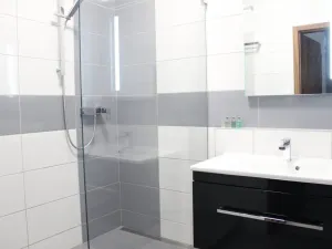 Pronájem bytu 2+kk, Pardubice - Zelené Předměstí, Pod Vinicí, 63 m2