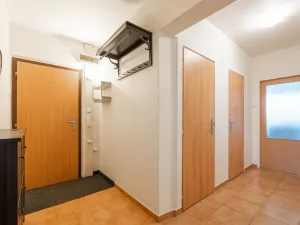 Prodej bytu 3+1, Praha - Chodov, V jezírkách, 70 m2