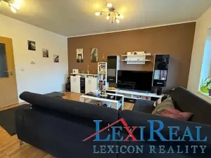 Prodej bytu 2+kk, Kozomín, 77 m2